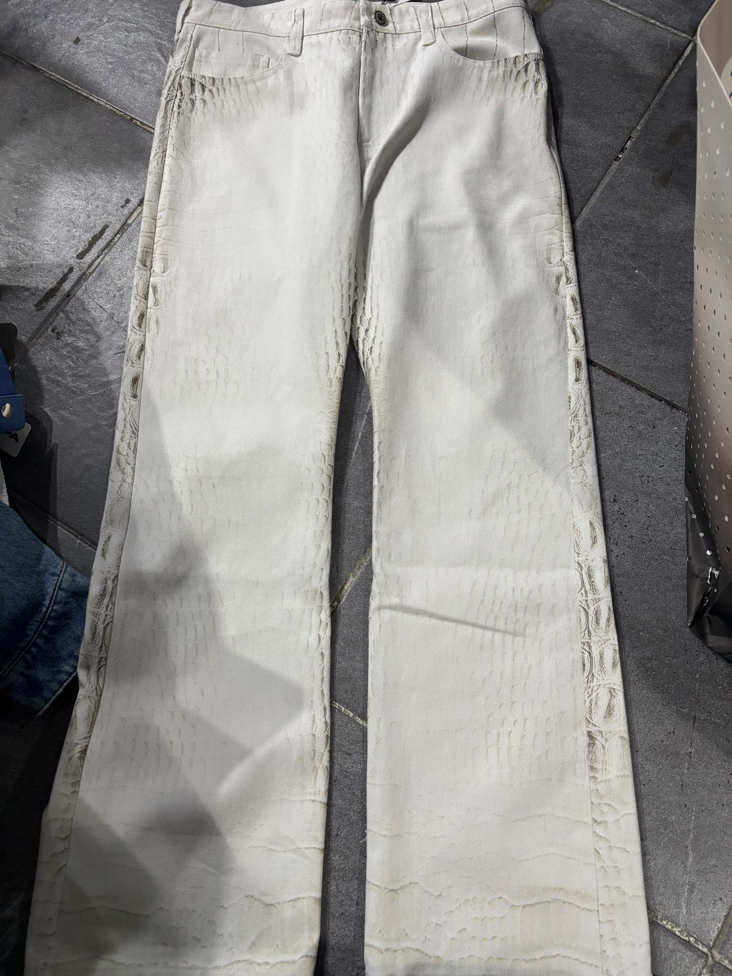 Croc Wide Denim